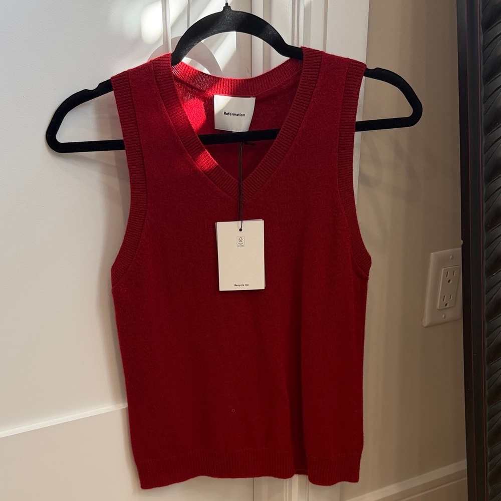 NWT Reformation Cashmere Vest